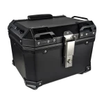 Vista lateral del baúl de moto universal 36L con respaldo lumbar y placa de montaje