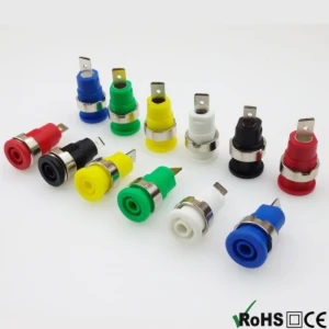 BS4302 2 tk 4 mm emane pistikupesad paneelidele