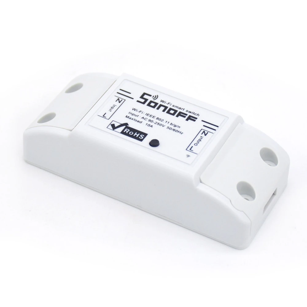 Vista frontal del conmutador WiFi Sonoff Basic para control remoto de dispositivos