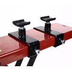 Gato elevador moto soporte tijera 500kg en uso para mantenimiento