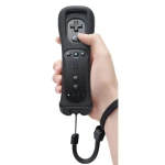 Wii Remote juhtpult sisseehitatud Wii Motion Plusiga, must