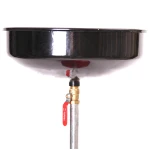 Vista frontal del recogedor aspirador de aceite 80L con ruedas y bandeja