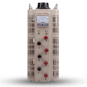 Kolmefaasiline variac 3KVA 12A 0-430V - muudetava väljundiga AC-trafo