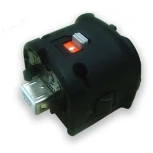 Wii Motion Plus ühilduv must Wii puldile